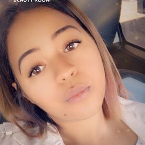 Meet your Posher, Jasmine